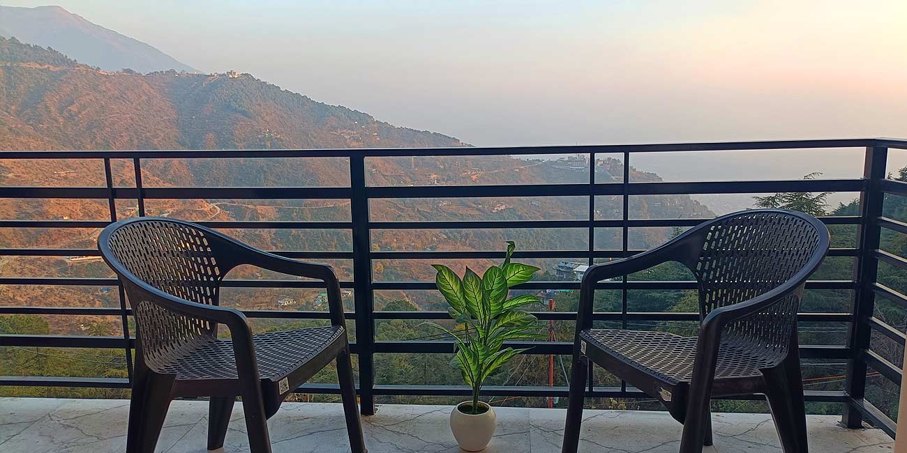 hotel with views in mcleodganj