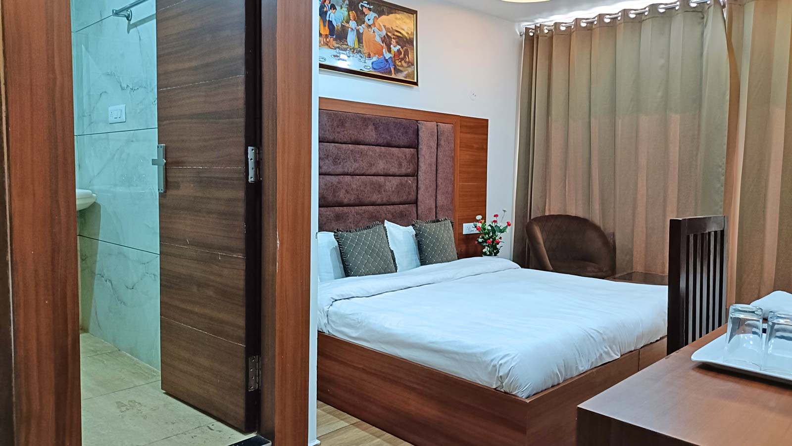 deluxe rooms in mcleodganj